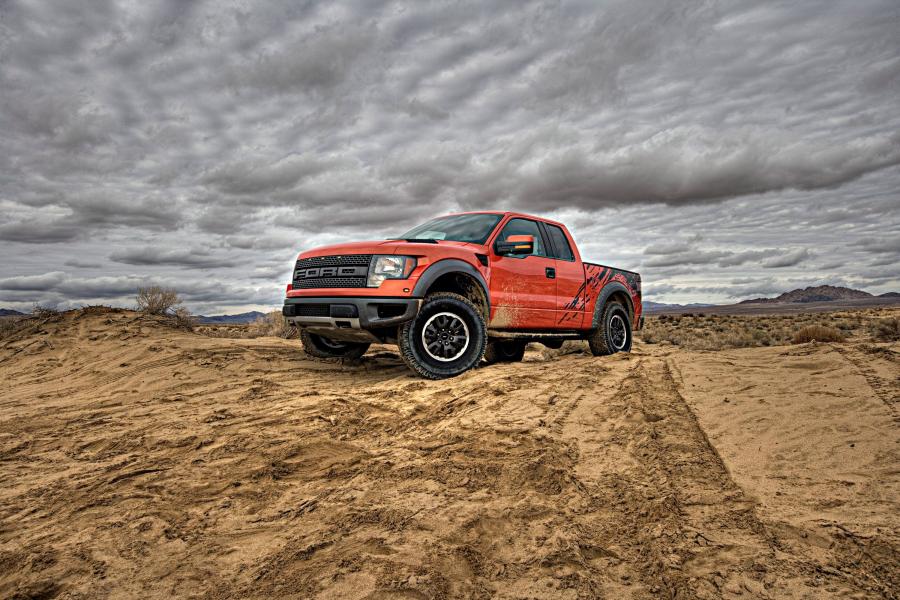  Ford F-150 SVT Raptor 2010 года  (фото 18 из 295)